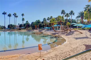 Photo #2: 2674430 Listing 