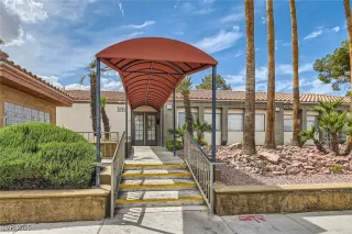 Photo #5: 2674430 Listing 