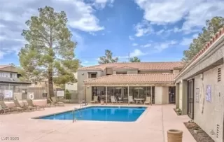 Photo #4: 2674449 Listing 