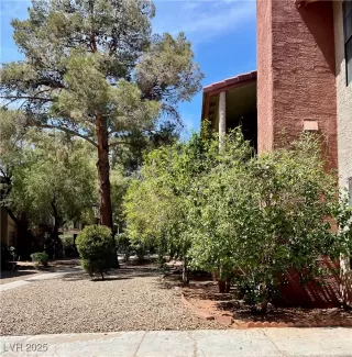 Photo #2: 2674452 Listing 