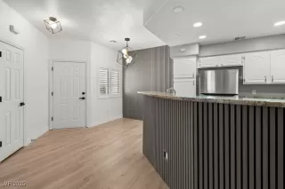 Photo #1: 2674459 Listing 