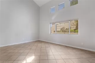 Photo #5: 2674490 Listing