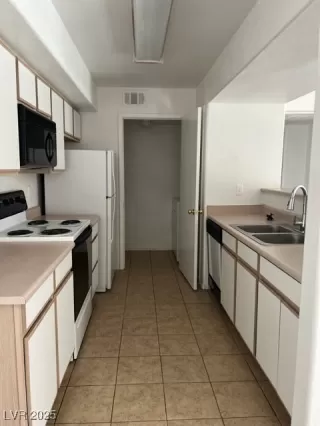 Photo #5: 2674543 Listing 