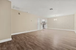 Photo #2: 2674547 Listing 