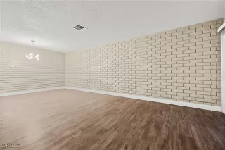 Photo #4: 2674547 Listing 