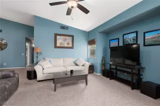 Photo #3: 2674555 Listing