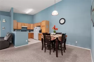 Photo #5: 2674555 Listing