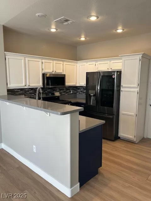 MLS: 2674567 Condo For Sale