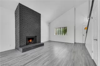 Photo #1: 2674576 Listing 