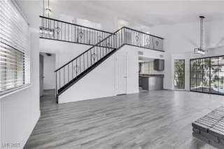 Photo #2: 2674576 Listing 