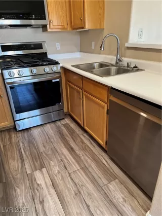 Photo #5: 2674590 Listing 