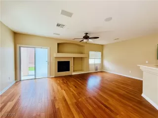 Photo #6: 2674603 Listing 