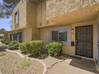 Photo #4: 2674611 Listing