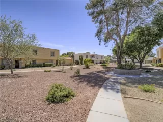 Photo #5: 2674611 Listing