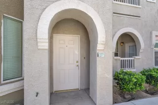 Photo #1: 2674616 Listing