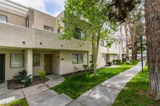 Photo #1: 2674632 Listing