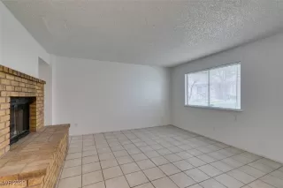 Photo #5: 2674632 Listing