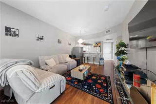 Photo #3: 2674656 Listing 