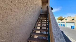 Photo #1: 2674718 Listing 