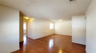 Photo #3: 2674718 Listing 