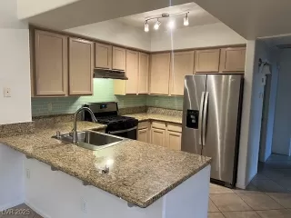 Photo #2: 2674769 Listing 