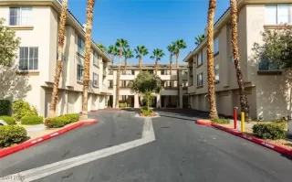 Photo #1: 2674770 Listing 