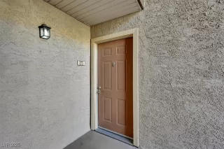 Photo #3: 2674776 Listing