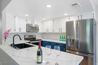 Click for more information on MLS # 2674778 : 5060 JEFFREYS STREET 201 More Details about MLS # 2674778 : 5060 JEFFREYS STREET 201