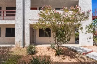 Photo #2: 2674798 Listing 