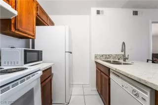 Photo #6: 2674798 Listing 