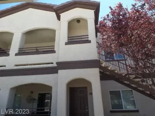 Photo #2: 2674813 Listing 