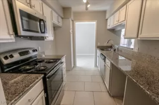 Photo #3: 2674817 Listing 