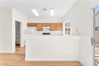 Photo #5: 2674865 Listing