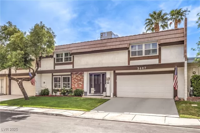 MLS: 2674871 Condo For Sale