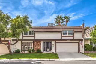 Photo #1: 2674871 Listing