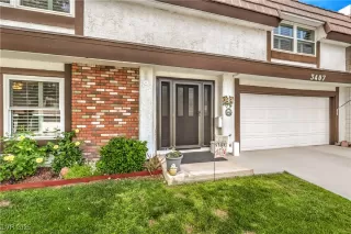 Photo #2: 2674871 Listing