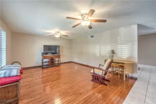 Photo #6: 2674871 Listing