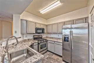 Photo #3: 2674883 Listing 