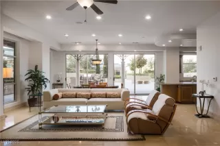 Photo #1: 2674913 Listing 