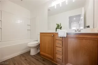 Photo #2: 2674982 Listing