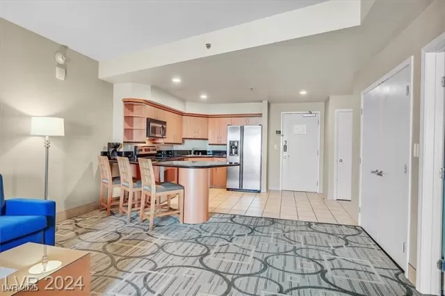 MLS: 2674983 Condo For Sale