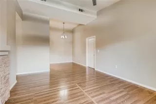Photo #4: 2674988 Listing 