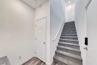 Photo #3: 2674995 Listing 