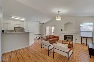 Photo #3: 2674996 Listing 