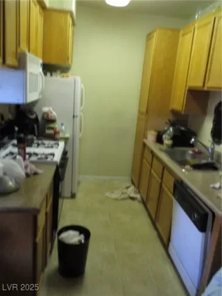 Photo #4: 2675007 Listing