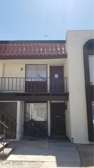 Photo #5: 2675025 Listing 