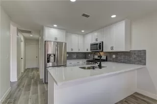 Photo #6: 2675029 Listing 