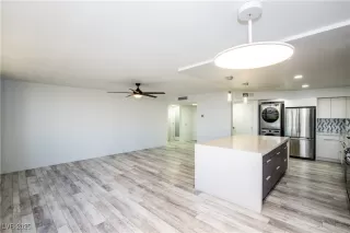 Photo #1: 2675038 Listing 