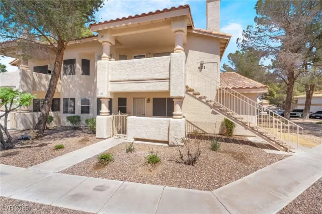 MLS: 2675053 Condo For Sale