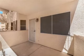 Photo #4: 2675053 Listing